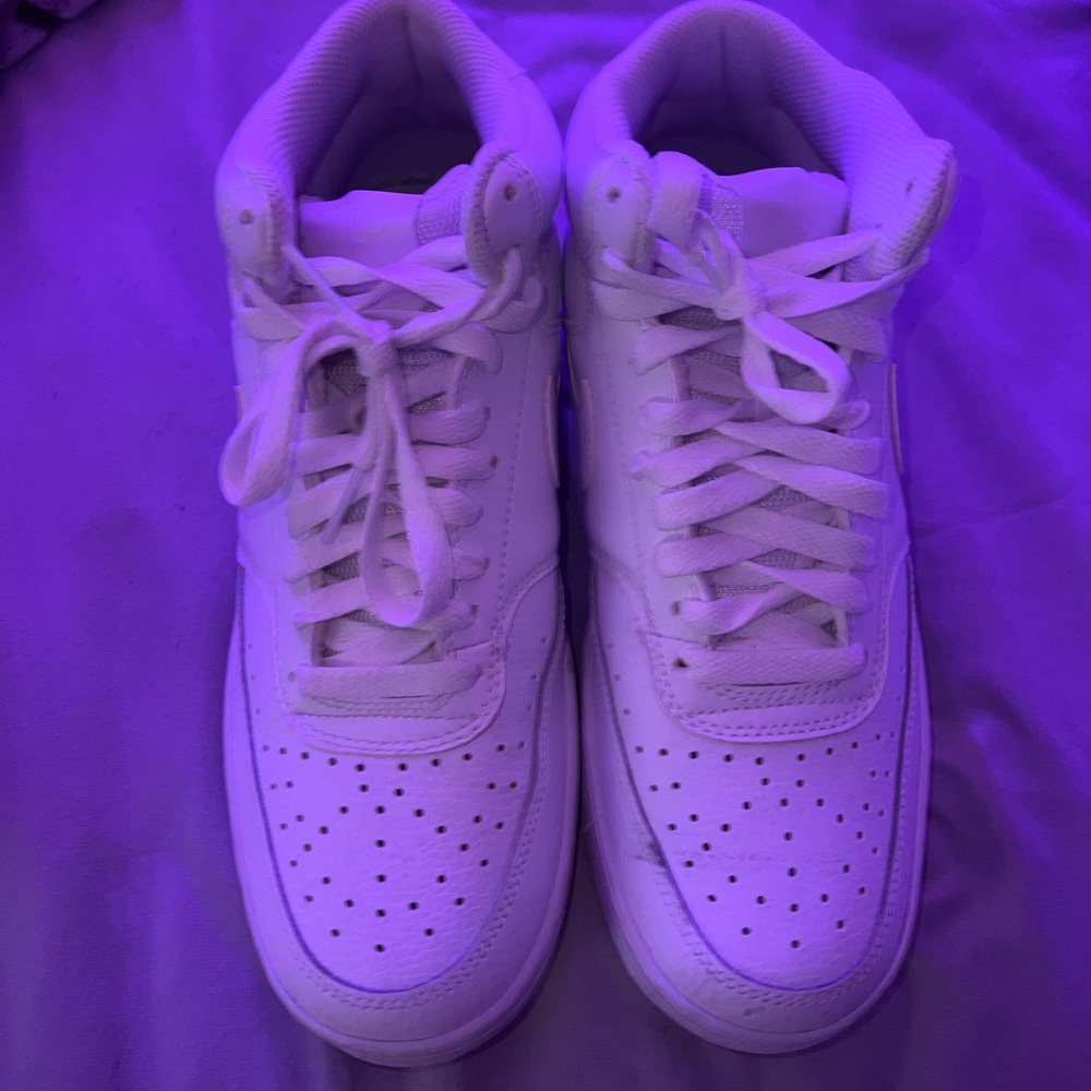 Women’s shoes